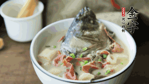 出鍋前可以撒上少許蔥花點綴。