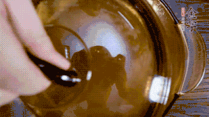 加山藥、毛豆再煮15分鐘。