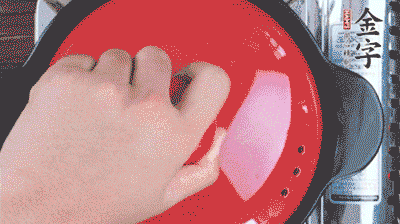 加香菇燉10分鐘后。