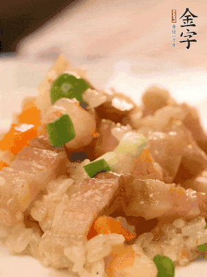 出鍋后撒點蔥花更香。