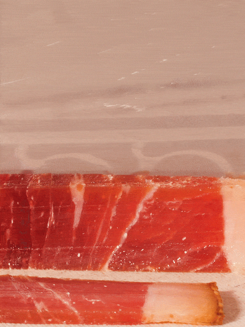 金字火腿切片，溫水浸泡5分鐘